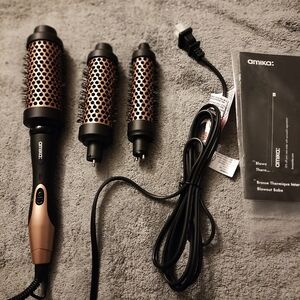 Amika Blowout Babe w/ Interchangeable THermal Hair Brushes Rose Gold